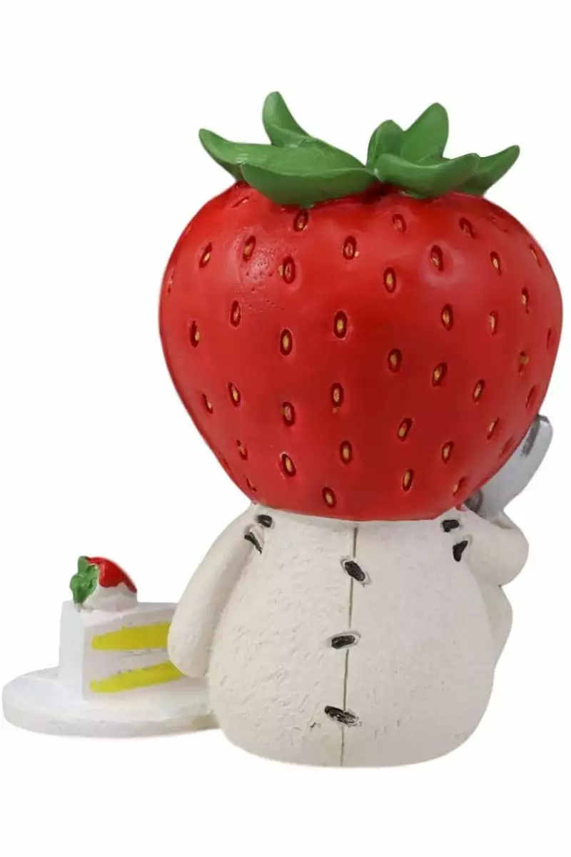 Ichigo The Strawberry Statue 6 Ichigo The Strawberry Statue - Image 4