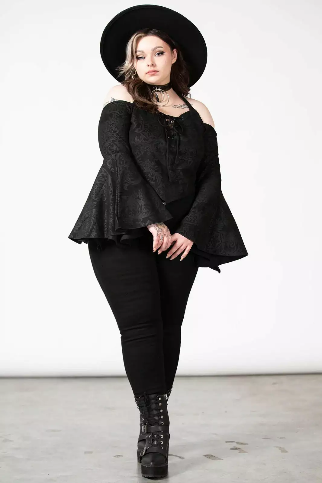 Periwinkle Halter Crop Top 8 Periwinkle Halter Crop Top - Image 6