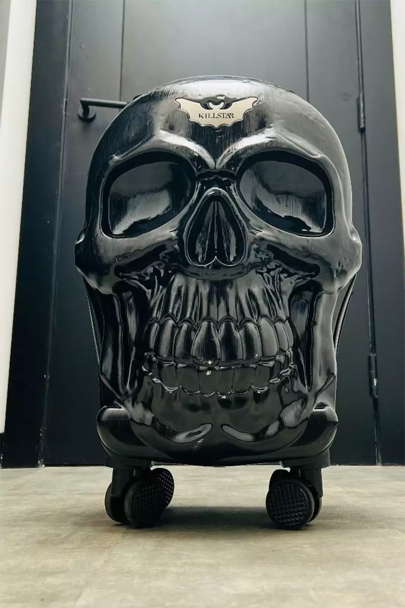 Tomb Travel Suitcase 7 Tomb Travel Suitcase - Image 5