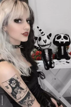 Unibones Plush -Kreepsville Sales larissa fe999045 8f2d 4d65 9ea6 c86f9d345768